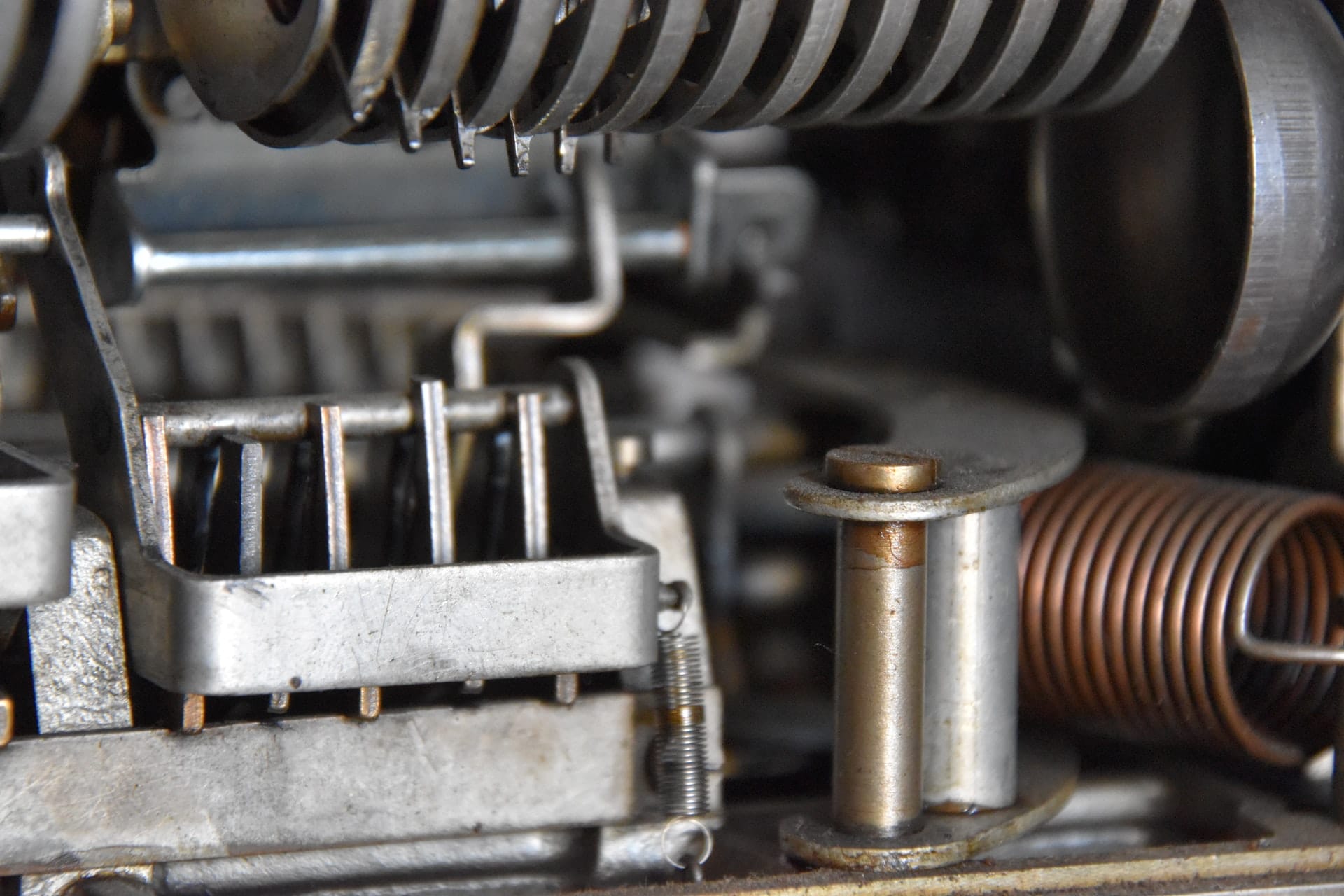 How Much Does a Mechanic Make